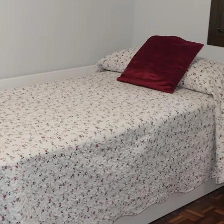 Piso Turístico Palmeras * Navia