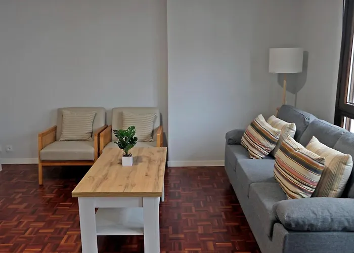 Piso Turistico Palmeras * Navia