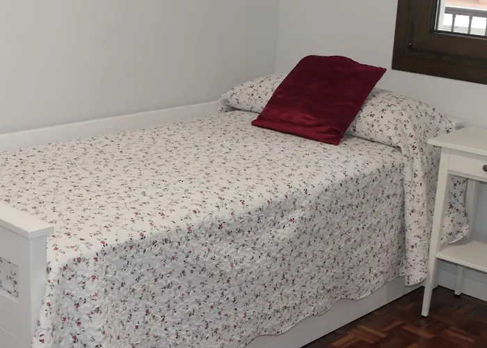 Piso Turistico Palmeras * Navia